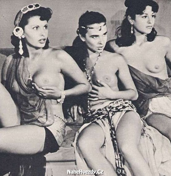 Nahá Sophia Loren. Fotka - 41